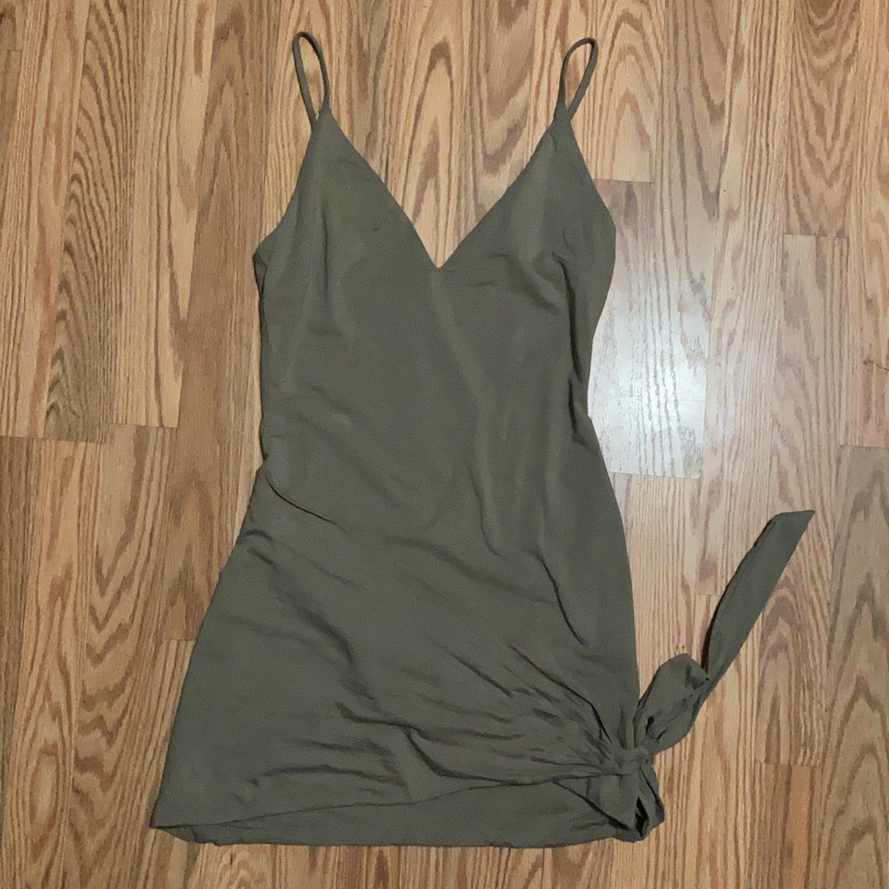 Dress new without tags